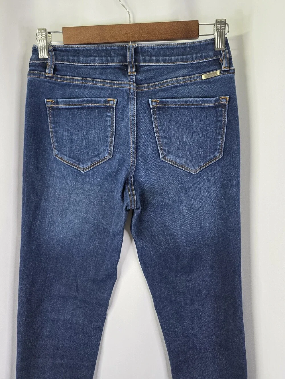 KanCan Jeans Women's Size 3/25 Mid Rise Jegging Jeans Stretchy Super Skinny Blue